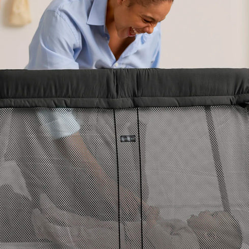 BabyBjörn Travel Cot  Black