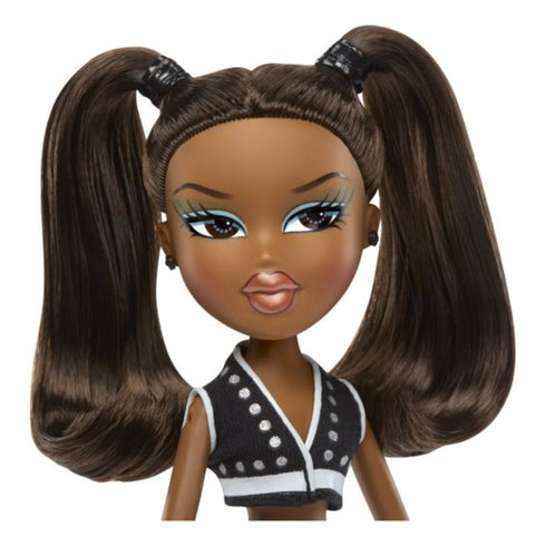 Bratz Play Sportz Doll - Sasha (Cheerleading)