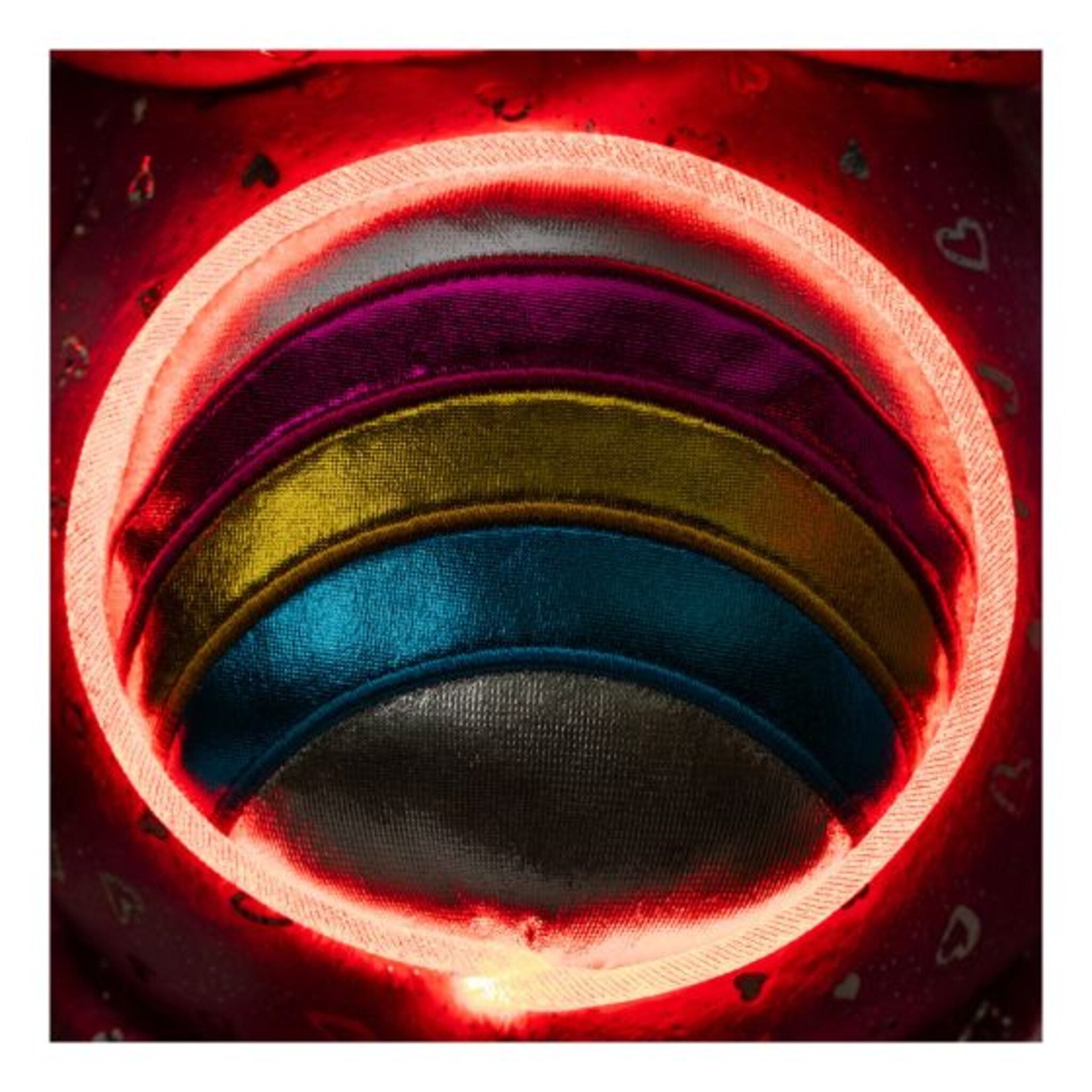 Care Bears Glowing Belly - Cheer Bear