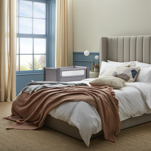 Shnuggle Air Lite Bedside Crib with Mattress- Grey