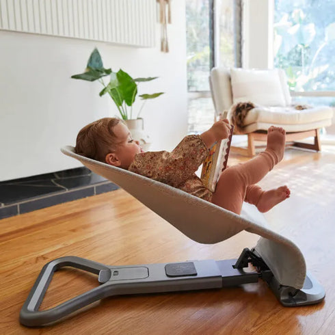 Ergobaby Evolve Bouncer - Light Grey