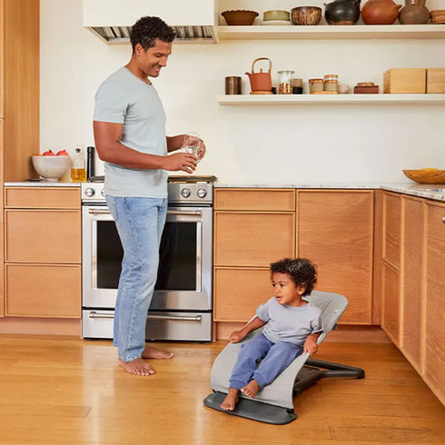 Ergobaby Evolve Bouncer - Light Grey Mesh