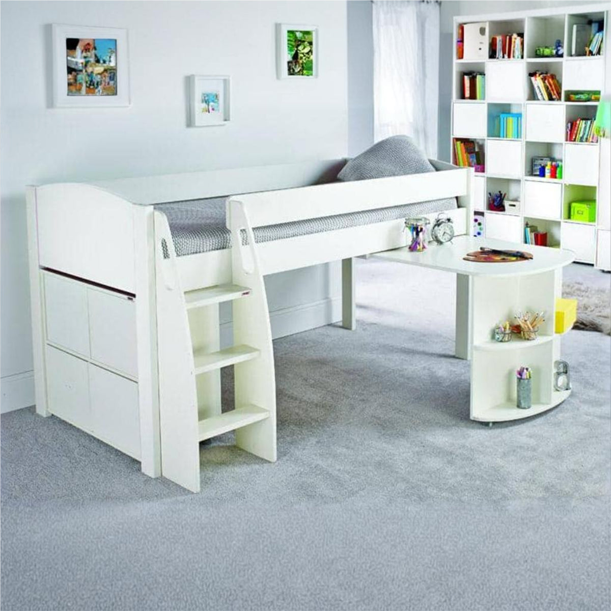 Stompa UNOS Mid Sleeper White Incl Pull Out Desk + 1 Multi Cube With 4 White Doors