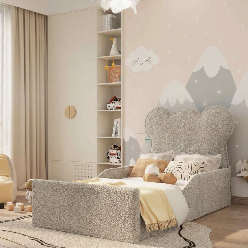 Teddy Linen